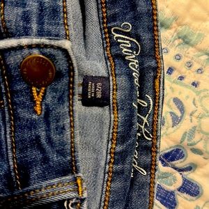 Universal threads size 6/28